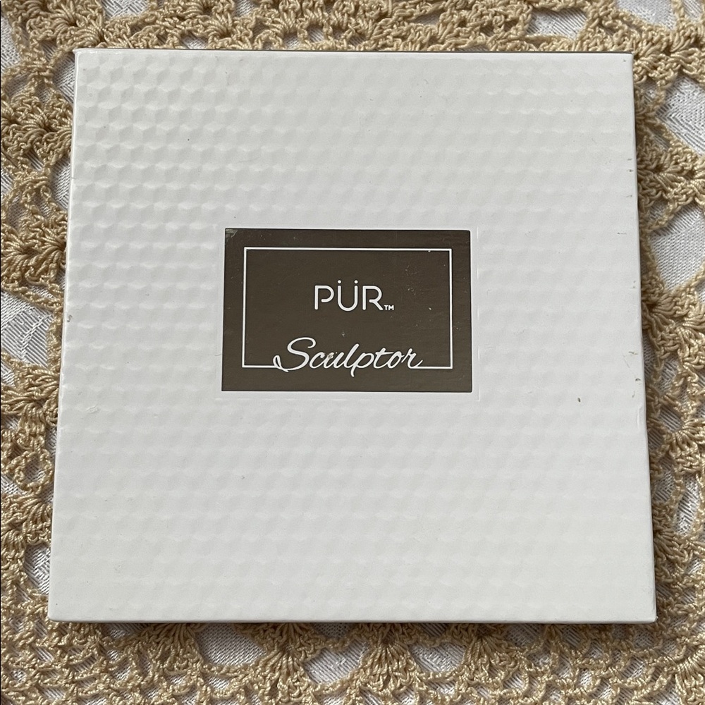 PUR Sculpting Palette with Gold and Brown Hues - Picture 3 of 4